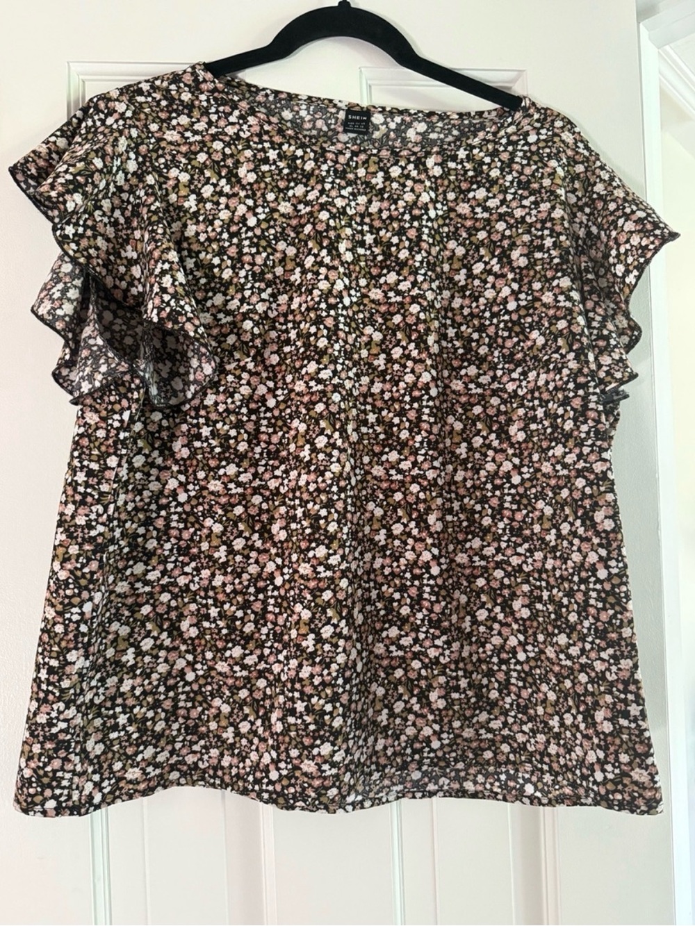 SHEIN Black Ditsy Floral Ruffle Sleeve Blouse XL